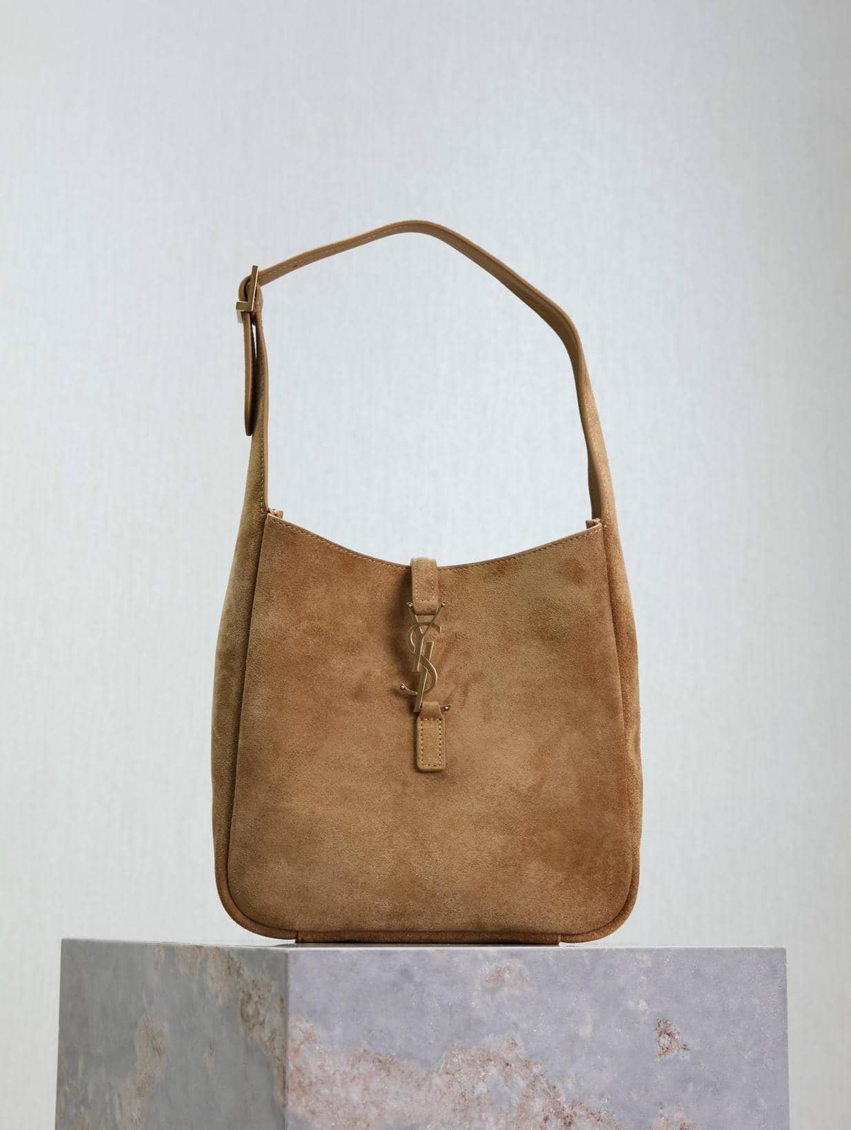 Handbag 2-22